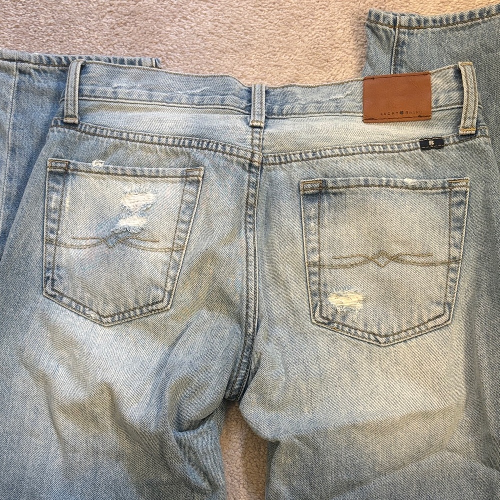 Lucky Brand Sienna Slim Distressed Light Wash Boyfriend Jeans Women’s size 27 - Picture 3 of 4